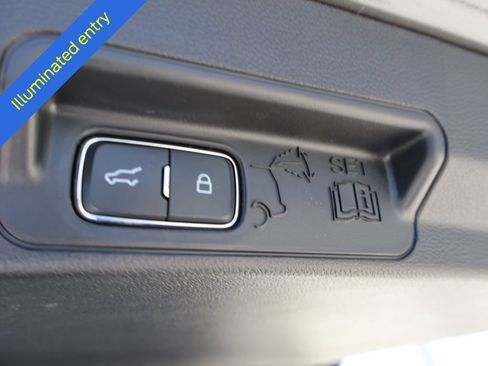 Certified 2025 Ford Explorer ST-Line w/ ST-Line Street Pack AWD/4WD image 18