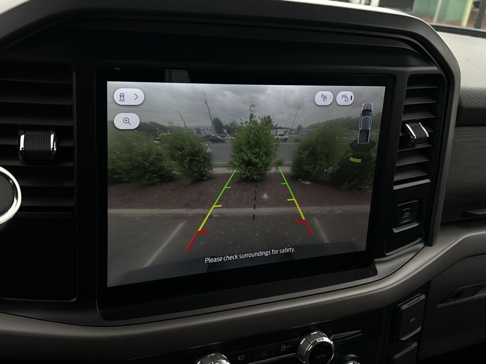 Used 2025 Ford F150 XLT w/ Equipment Group 301A Standard AWD/4WD image 19