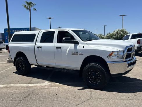 Used 2018 RAM 2500 Tradesman w/ Chrome Appearance Group AWD/4WD image 7