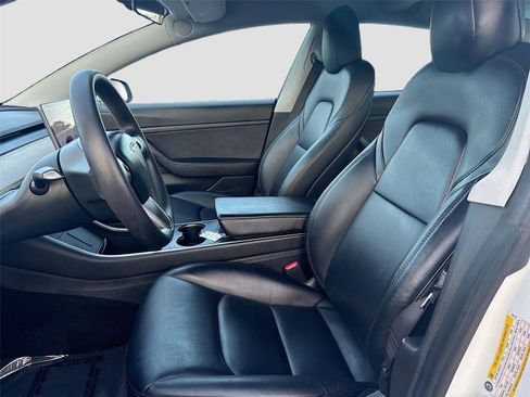 Used 2020 Tesla Model 3 Standard Range image 23