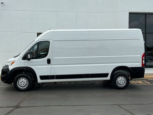 Used 2023 RAM ProMaster 2500 FWD image 6
