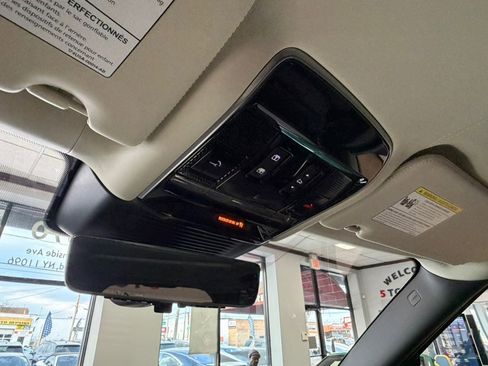 Used 2022 Land Rover Range Rover Long Wheelbase First Edition image 64