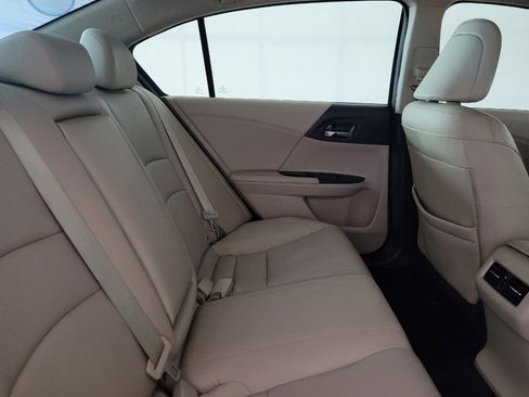 Used 2015 Honda Accord EX-L image 19
