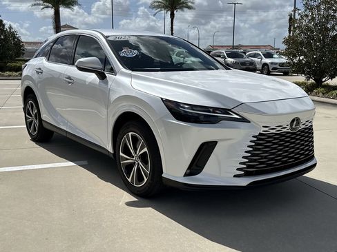 Used 2025 Lexus RX 350 FWD w/ Technology Package image 12