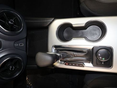 Certified 2025 Chevrolet Blazer LT image 14