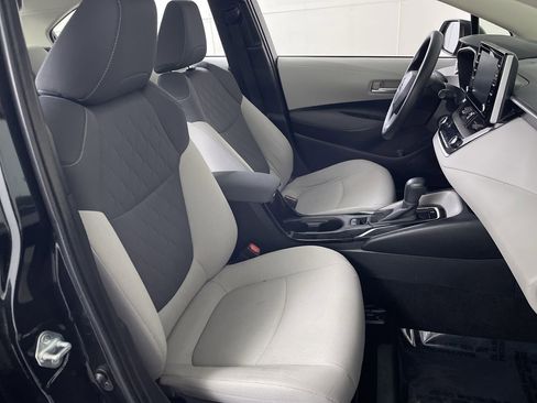Used 2020 Toyota Corolla LE image 23