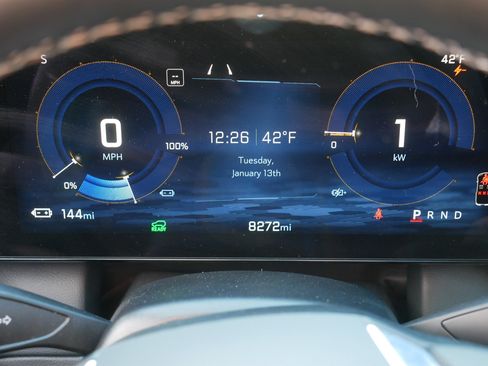 Used 2024 Chevrolet Equinox EV LT w/ LPO, Trailering Package image 21