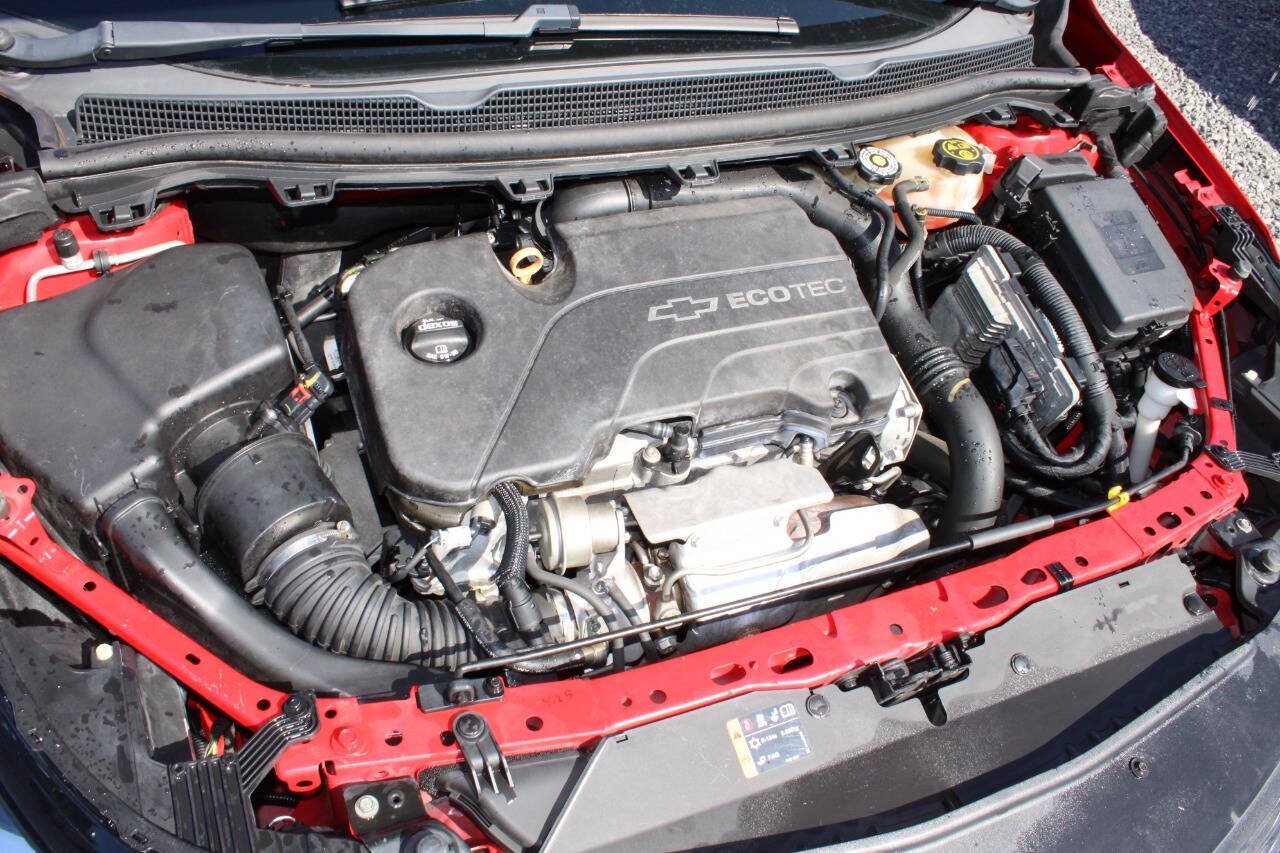 Used 2017 Chevrolet Cruze LT FWD image 25