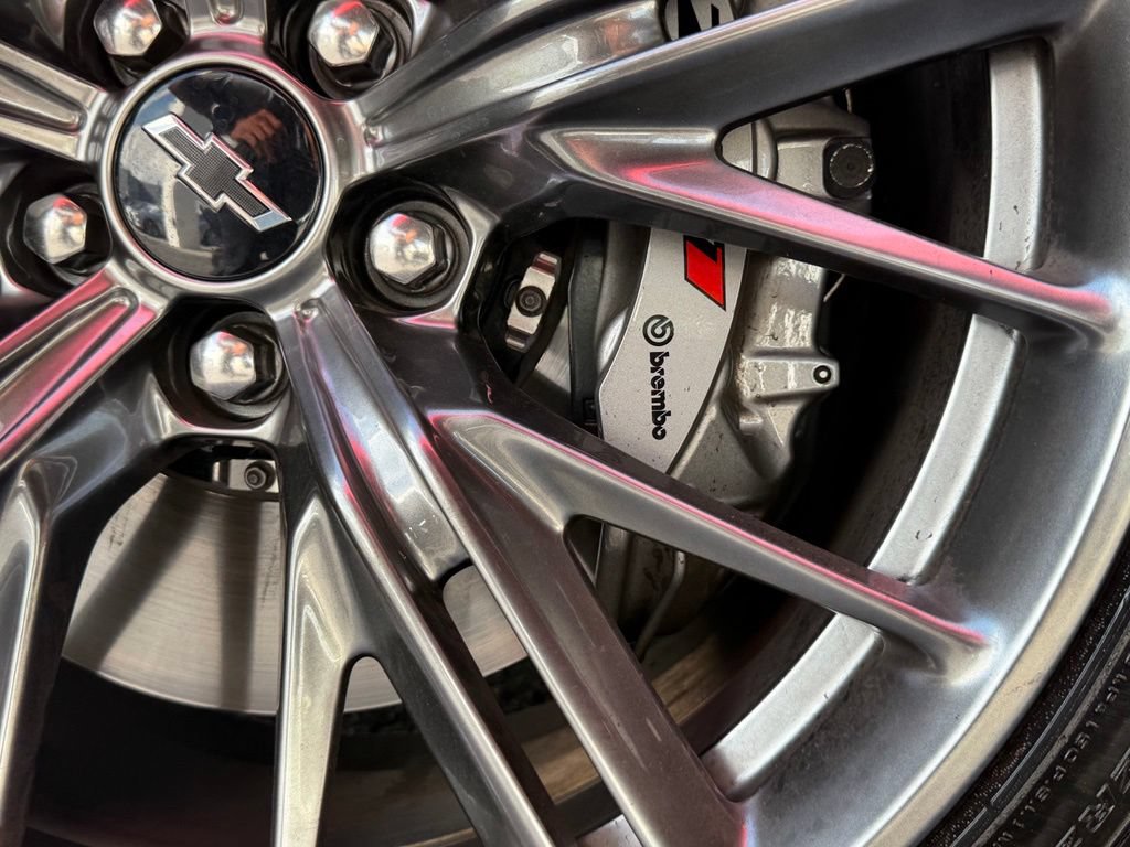 Used 2023 Chevrolet Camaro ZL1 RWD image 10