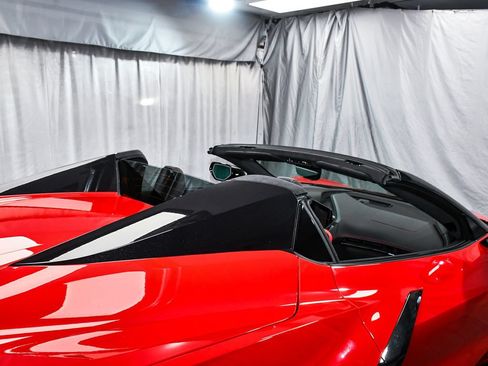 Used 2024 Chevrolet Corvette Stingray Premium Conv w/ Z51 Performance Package RWD image 75