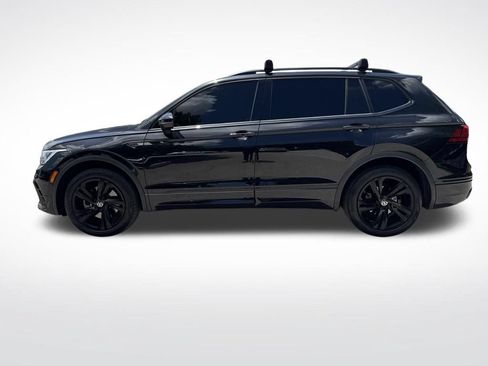Certified 2023 Volkswagen Tiguan SE R-Line FWD image 8
