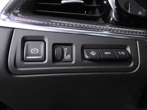 Certified 2025 Cadillac XT5 Sportv w/ Technology Package AWD/4WD image 24