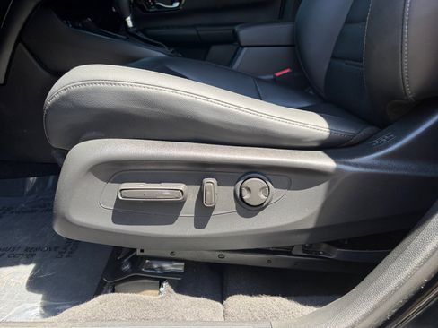 Used 2024 Honda CR-V EX-L image 15