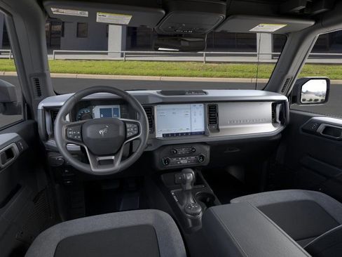 New 2025 Ford Bronco Big Bend image 9