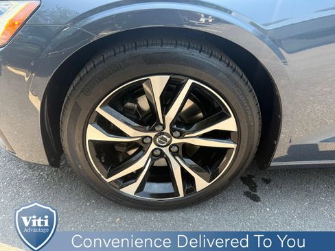 Used 2023 Volvo S60 B5 Plus w/ Climate Package AWD/4WD image 12