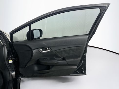 Used 2015 Honda Civic SE image 29
