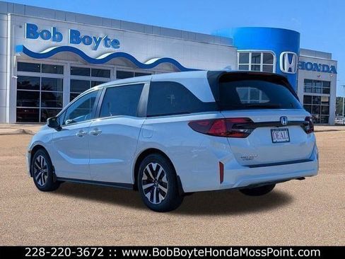 New 2026 Honda Odyssey EX-L image 3