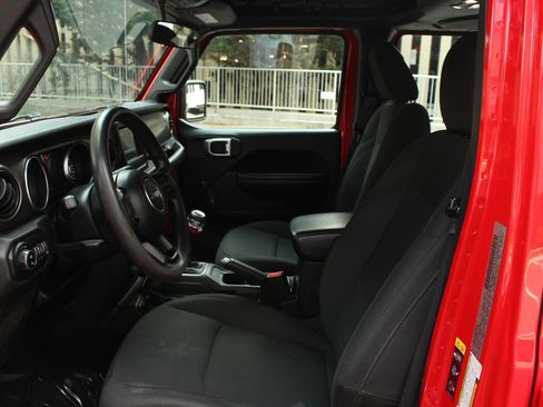 Used 2020 Jeep Gladiator Sport AWD/4WD image 14