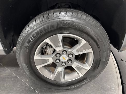 Used 2018 Chevrolet Colorado Z71 AWD/4WD image 14