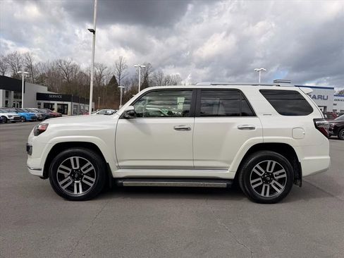 Used 2023 Toyota 4Runner Limited image 3