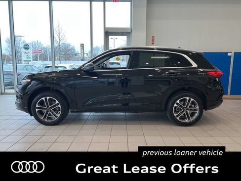 Used 2025 Audi Q5 Premium w/ Convenience Package AWD/4WD image 4