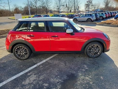 Certified 2025 MINI Cooper S FWD image 7