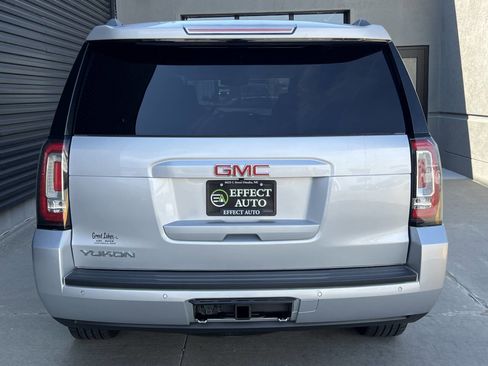 Used 2019 GMC Yukon SLT image 12