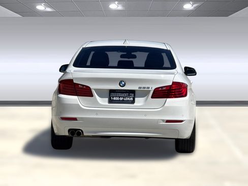 Used 2015 BMW 528i Sedan image 9