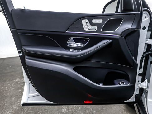 Certified 2025 Mercedes-Benz GLE 350 4MATIC image 22
