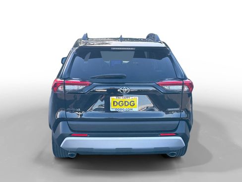 Used 2024 Toyota RAV4 Adventure image 4