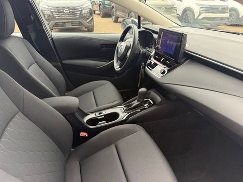 Used 2024 Toyota Corolla LE FWD image 24