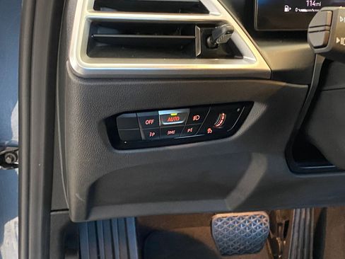 Used 2025 BMW 330i xDrive Sedan image 19