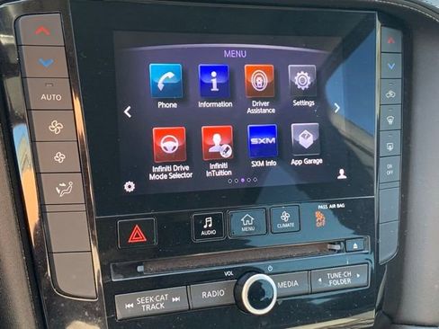 Used 2019 INFINITI QX50 Luxe AWD/4WD image 23