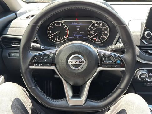 Used 2020 Nissan Altima 2.5 SV AWD/4WD image 10