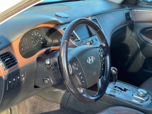 Used 2009 Hyundai Genesis 3.8 w/ Technology Pkg 4 image 13