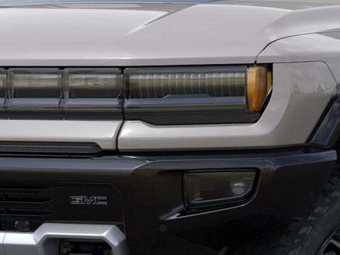 New 2026 GMC Hummer EV 4x4 Crew Cab w/ LPO, Dark Essentials Package image 10