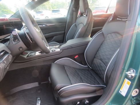Used 2026 Cadillac CT5 V w/ Technology Package RWD image 25