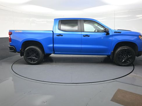 New 2026 Chevrolet Silverado 1500 LT Trail Boss w/ LPO, Dark Essentials Package AWD/4WD image 2
