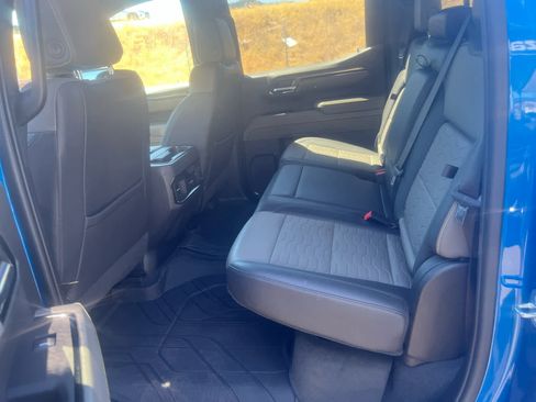 Used 2023 Chevrolet Silverado 1500 ZR2 w/ Technology Package image 12