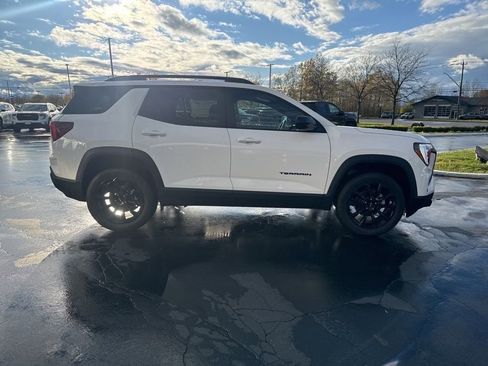 New 2026 GMC Terrain Elevation w/ Black Edition image 8