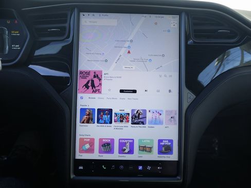 Used 2021 Tesla Model S Long Range Plus image 47