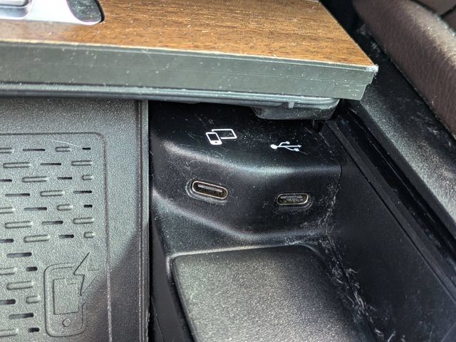 Used 2021 Mercedes-Benz GLE 450 4MATIC image 24