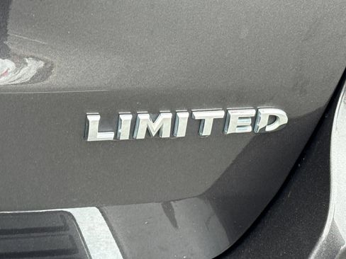 Used 2021 Jeep Grand Cherokee Limited w/ Trailer Tow Group IV image 37