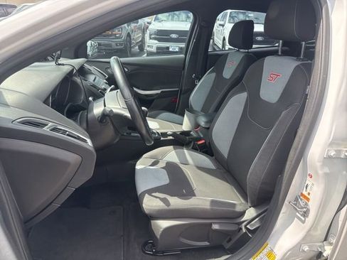 Used 2016 Ford Focus ST FWD image 10