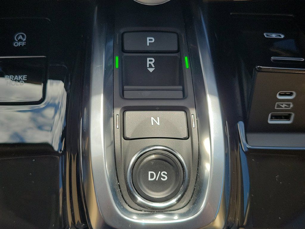 Certified 2026 Acura MDX FWD image 32