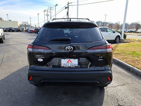 New 2026 Toyota Corolla Cross LE image 7