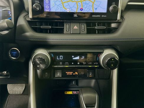 Certified 2022 Toyota RAV4 XSE AWD/4WD image 16