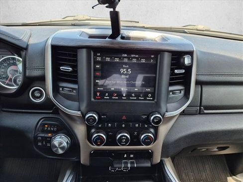 Used 2020 RAM 1500 Laramie AWD/4WD image 13
