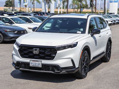 Certified 2025 Honda CR-V Sport-L image 3