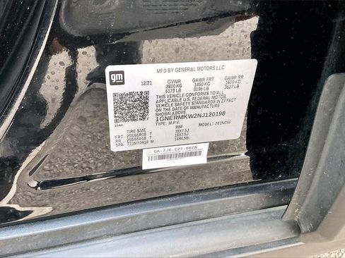 Used 2022 Chevrolet Traverse LT image 16